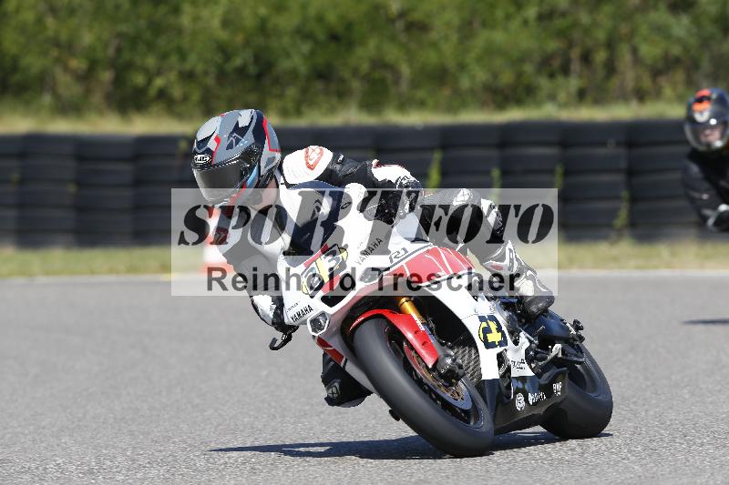 /Archiv-2025/48 25.08.2025 Cornu Master School ADR/gruen-vert/23